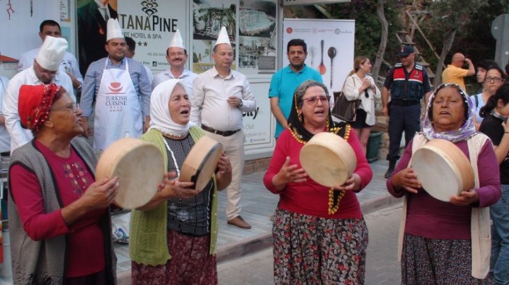 Kaymakam Balcı'dan Zeybek Gösterisi