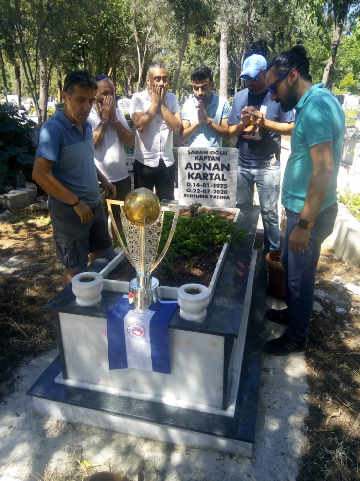 Fethiyespor'un şampiyonluk kupası duygusal anlar yaşattı