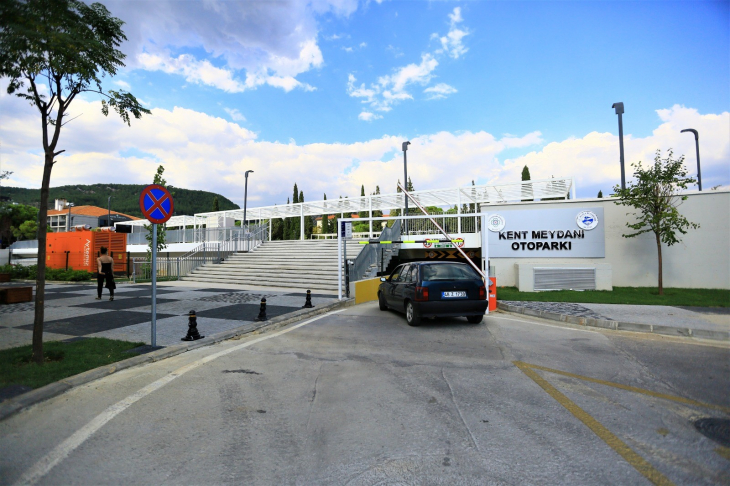 Muğla'da Kent Meydanı Otopark fiyatlarında yüzde 93 indirim