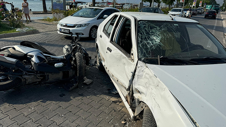 Fethiye'de Otomobil İle Motosiklet Çarpıştı! Feci Kazada 1 Yaralı